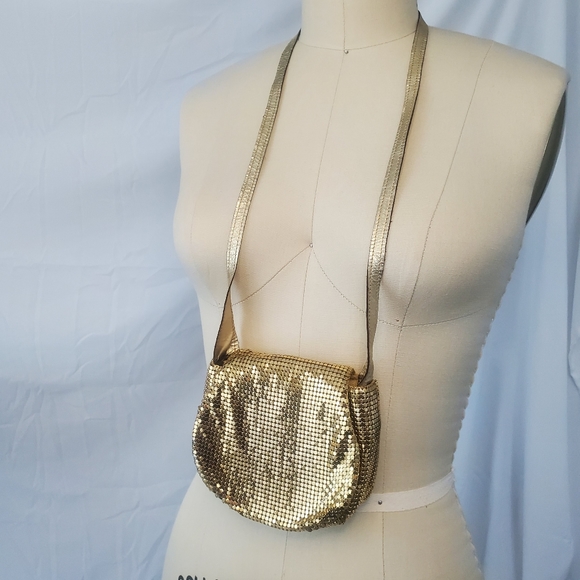 Whiting and Davis Gold Mesh Night Bag, Like New, Vintage - Picture 16 of 16